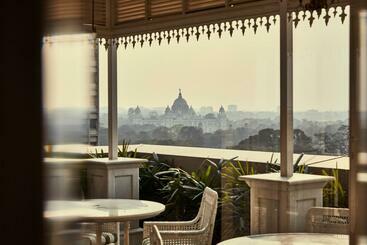 Отель The Glenburn Penthouse