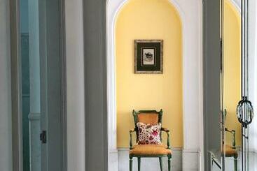 Отель The Glenburn Penthouse