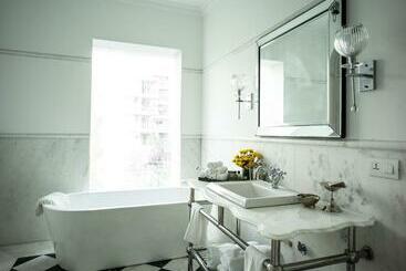Отель The Glenburn Penthouse