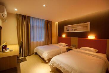 هتل 7days Premium Zhuzhou Yangtze River Road Central Hospital
