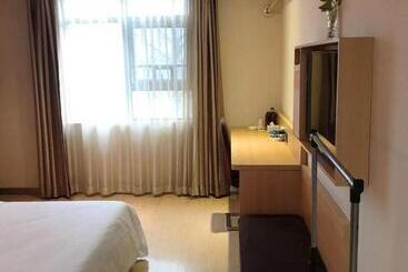 هتل 7days Premium Zhuzhou Yangtze River Road Central Hospital
