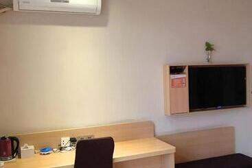 هتل 7days Premium Zhuzhou Yangtze River Road Central Hospital
