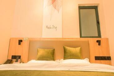 هتل Greentree Inn Nanjing Lukou Airport
