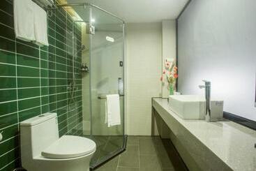 هتل Greentree Inn Haikou Haixiu Middle Road