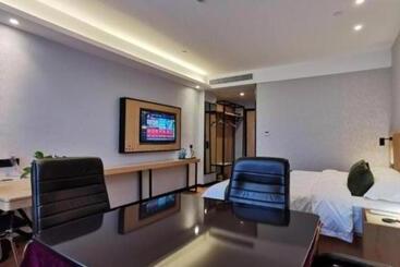 هتل Greentree Inn Ganzhou Gan County Bus Station
