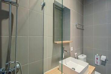 هتل M Studio Karawaci