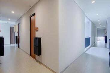 هتل M Studio Karawaci