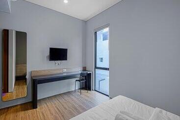هتل M Studio Karawaci