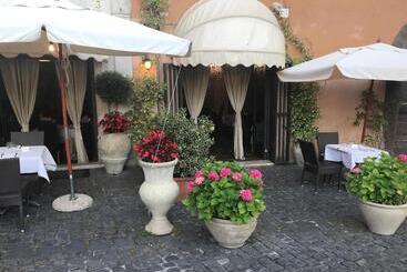 پانسیون Affittacamere La Piazzetta