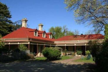 تختخواب و صبحانه Bon Accord Luxury Accommodation