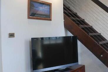 تختخواب و صبحانه Bon Accord Luxury Accommodation