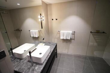 Clarion Apartments South Melbourne