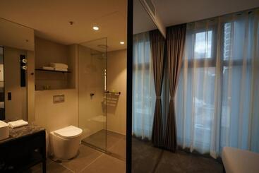 Clarion Apartments South Melbourne