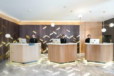 Atour Hotel Ningbo Jishi Harbor Outlets