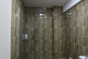 هتل Bliss Inn Tunari