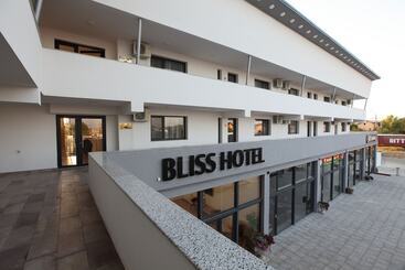 هتل Bliss Inn Tunari