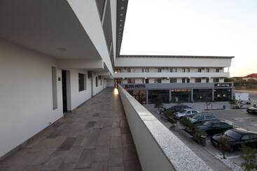 هتل Bliss Inn Tunari