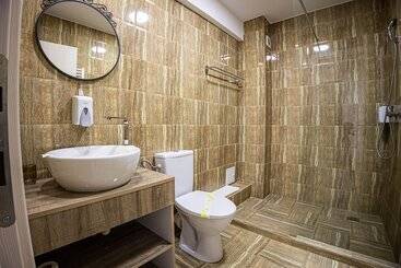 هتل Bliss Inn Tunari