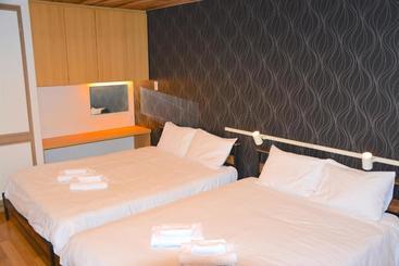 Economy Hotel Upashi