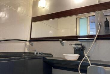 Economy Hotel Upashi