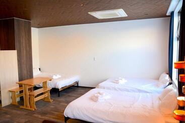 Economy Hotel Upashi