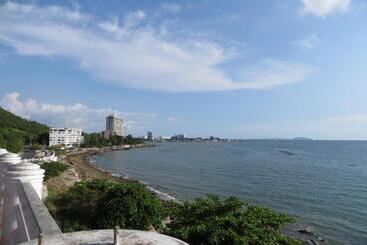هتل Oyo 939 69 Resort
