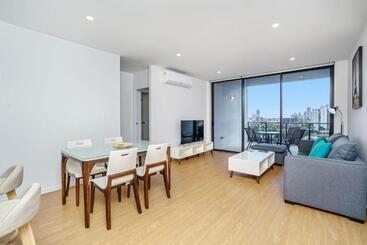 Peninsular Gold Coast