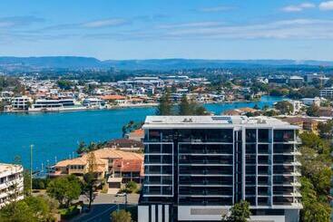 Peninsular Gold Coast