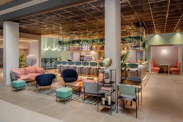 Yotel London City