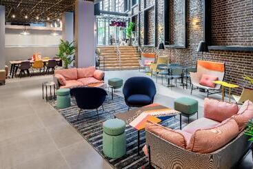 Yotel London City