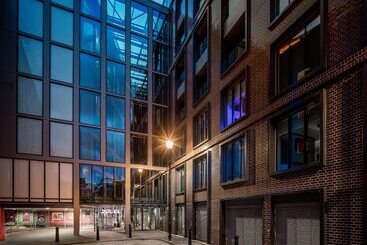 Yotel London City