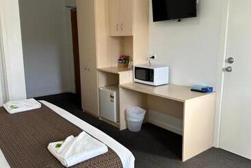 Adelaide Airport Motel