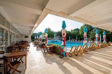 هتل Club De Vacanta Mediterraneo