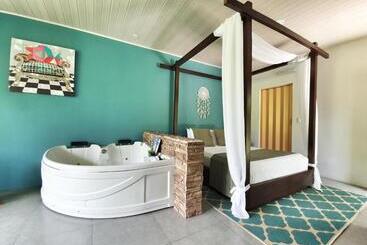 هتل Yellow Tree Suites