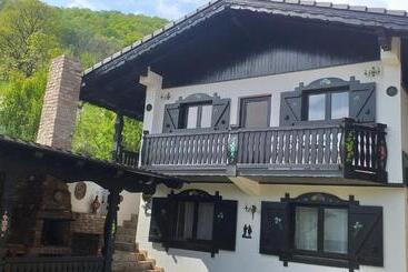 پانسیون Casa Soseco