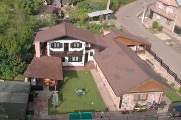 پانسیون Casa Soseco