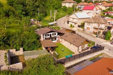 پانسیون Casa Soseco