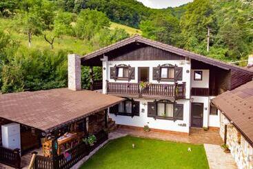 پانسیون Casa Soseco