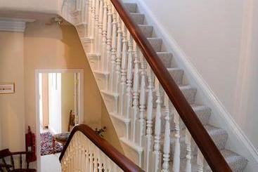 پانسیون The Villa Bridlington