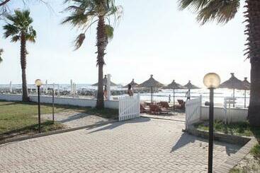 Umami Beach Resort
