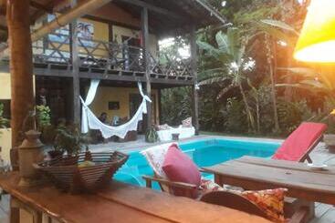 تختخواب و صبحانه Residencia La Bussola
