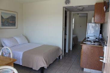 Condor Motel Beach Block