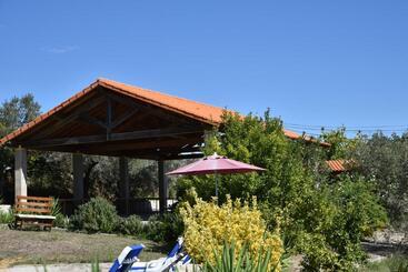 هتل Quinta Da Seixeda