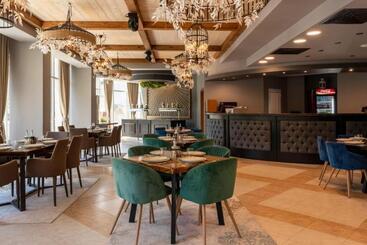 هتل The Lodge