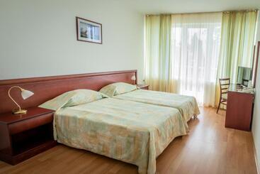 هتل The Lodge
