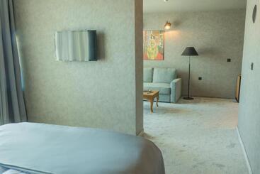 هتل The Lodge