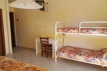 هتل Villa Etrusca