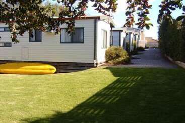 Inverloch Cabins & Apartments
