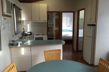 Inverloch Cabins & Apartments