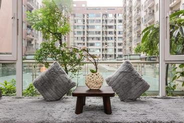 Monchhichi Apartment